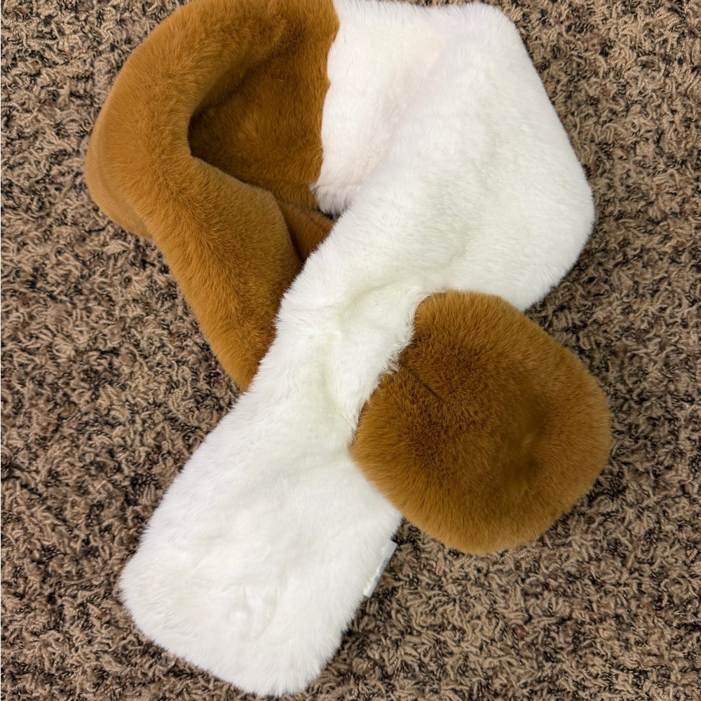 Apparis Rachel Two-Tone Faux Fur Scarf - Camel/Ivory - New Without Tags